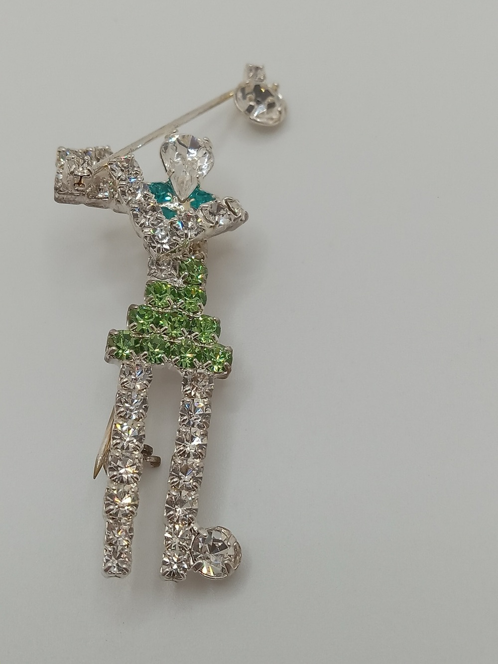 Vintage Rhinestone Golfer Brooch Pin Green Clear Crystal Golf Costume Jewelry